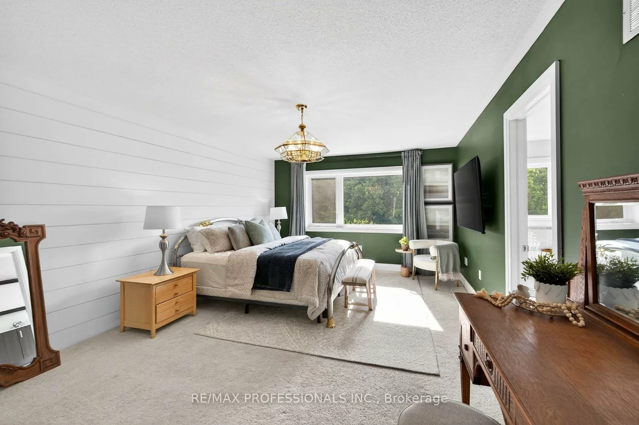 154, Countryman, Sharon, East Gwillimbury