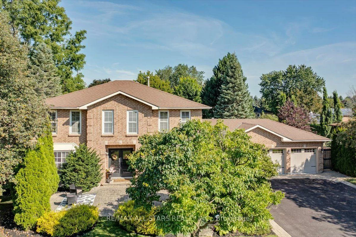 1824, Mount Albert, Sharon, East Gwillimbury