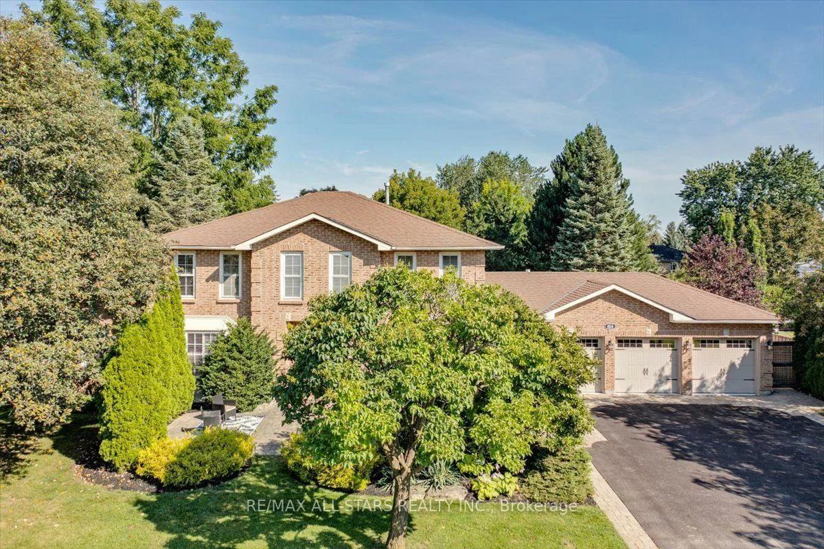 1824, Mount Albert, Sharon, East Gwillimbury
