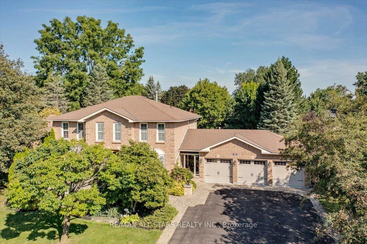 1824, Mount Albert, Sharon, East Gwillimbury