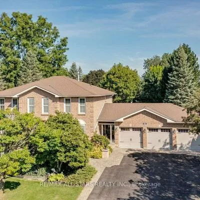 1824, Mount Albert, Sharon, East Gwillimbury