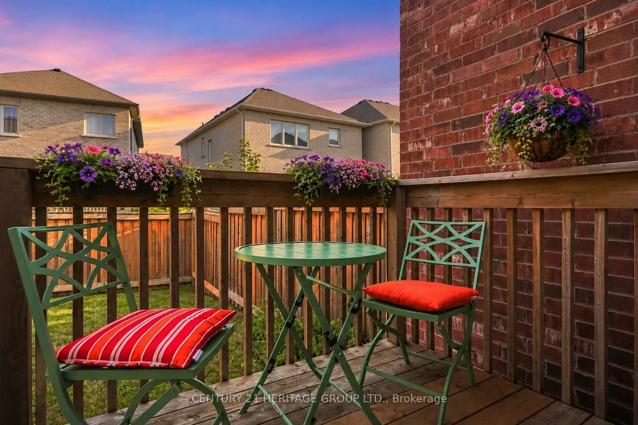 100, Mondial, Queensville, East Gwillimbury