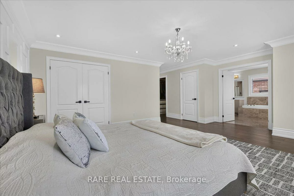 43, Pear Blossom, Holland Landing, East Gwillimbury