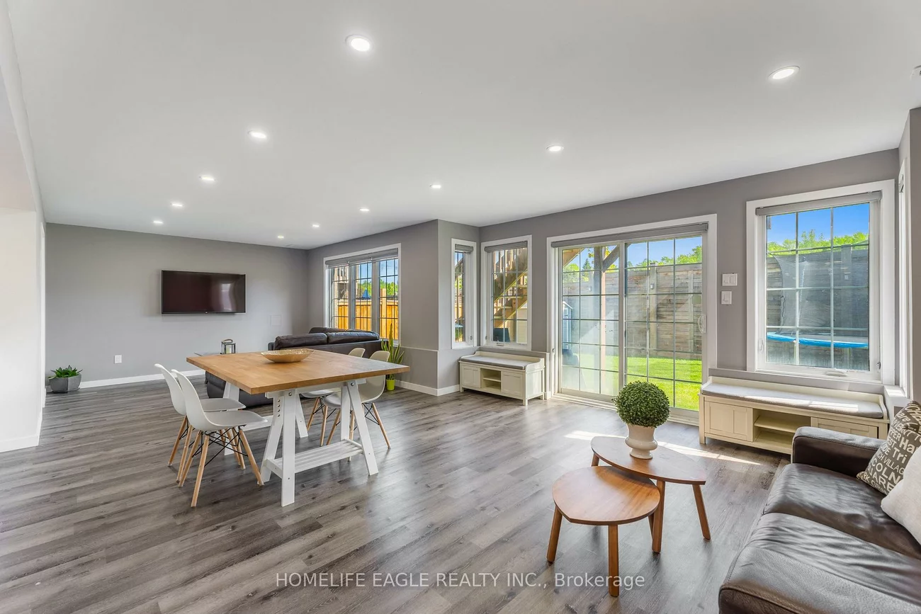 58, Tesla, Holland Landing, East Gwillimbury