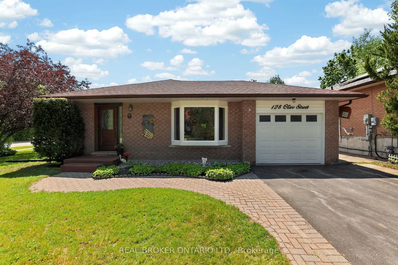 128, Olive, Holland Landing, East Gwillimbury