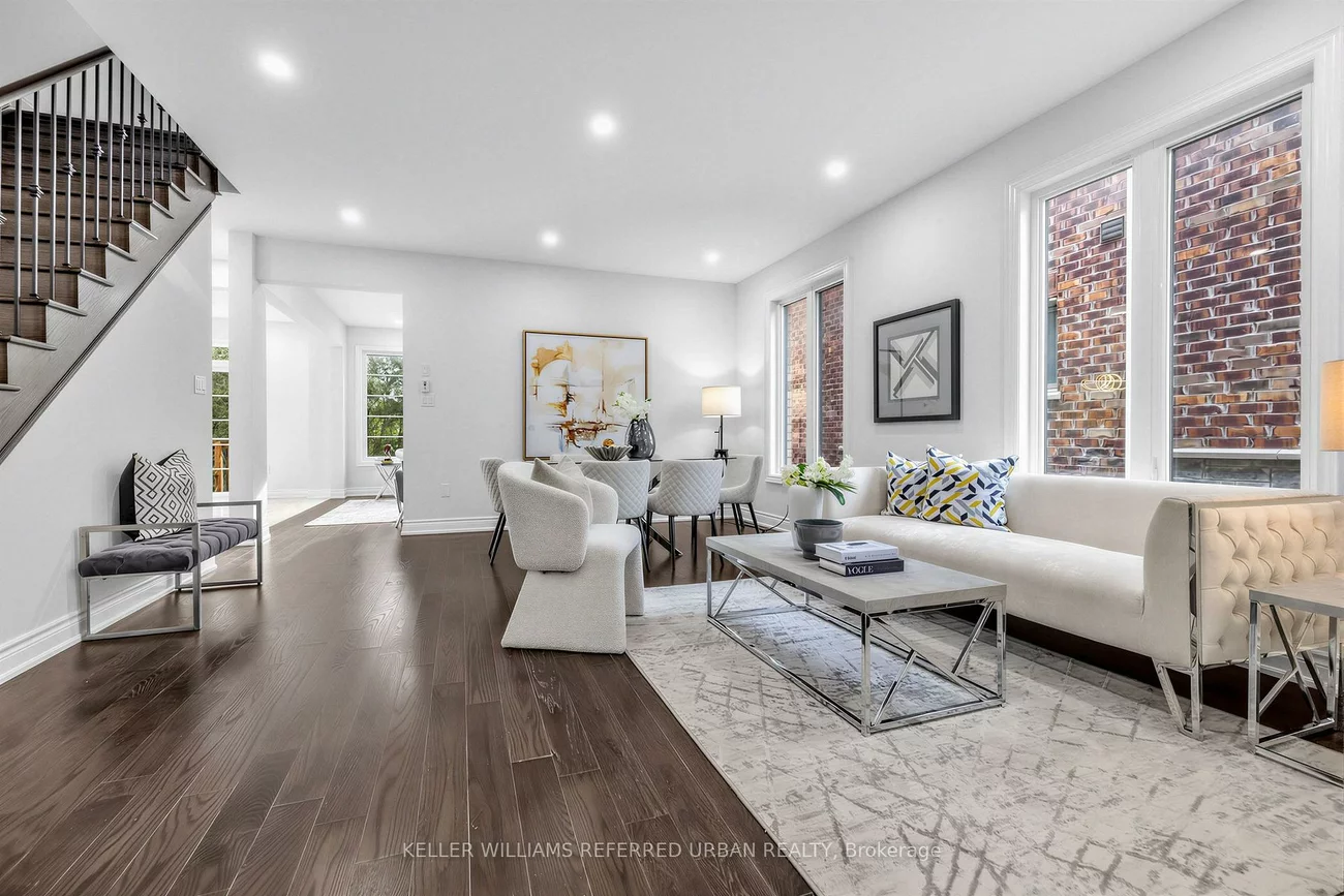 6, Sharonview, Sharon, East Gwillimbury