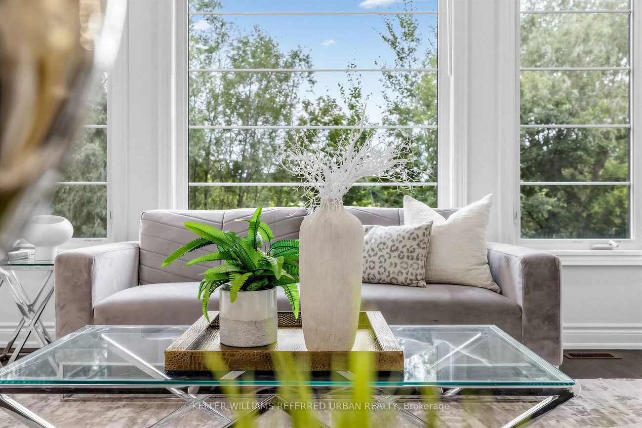 6, Sharonview, Sharon, East Gwillimbury