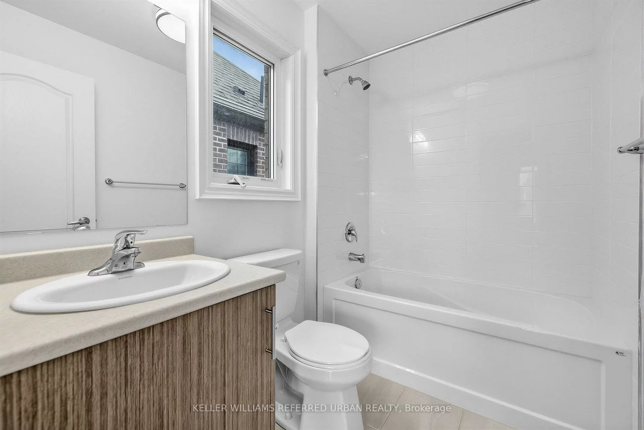 6, Sharonview, Sharon, East Gwillimbury