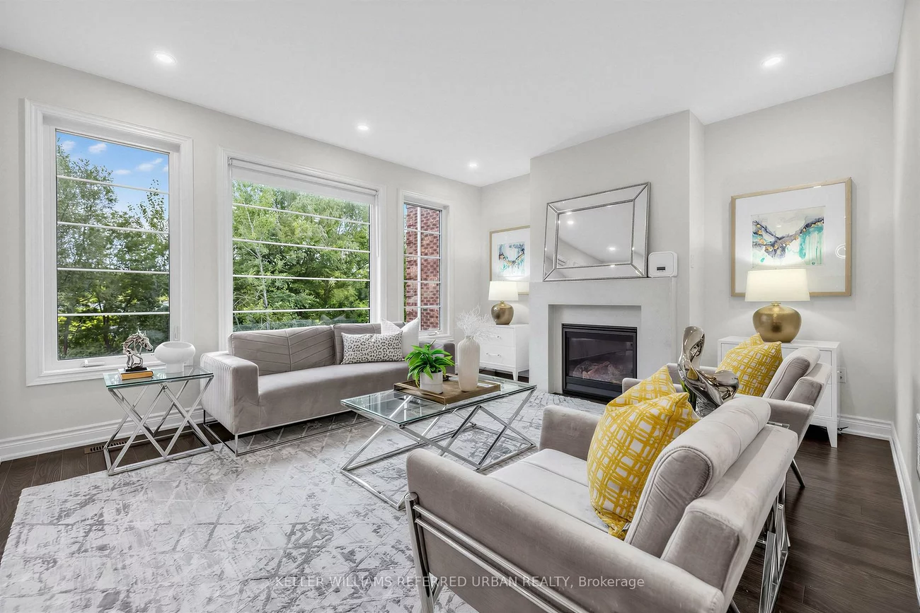 6, Sharonview, Sharon, East Gwillimbury