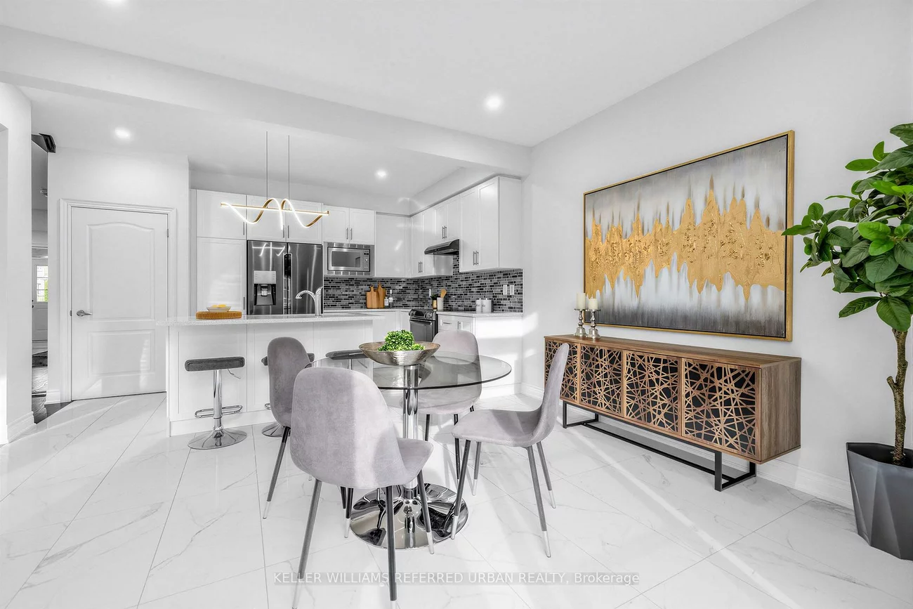 6, Sharonview, Sharon, East Gwillimbury