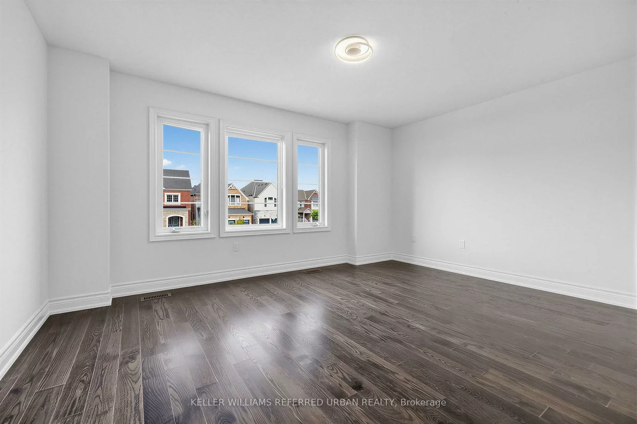 6, Sharonview, Sharon, East Gwillimbury