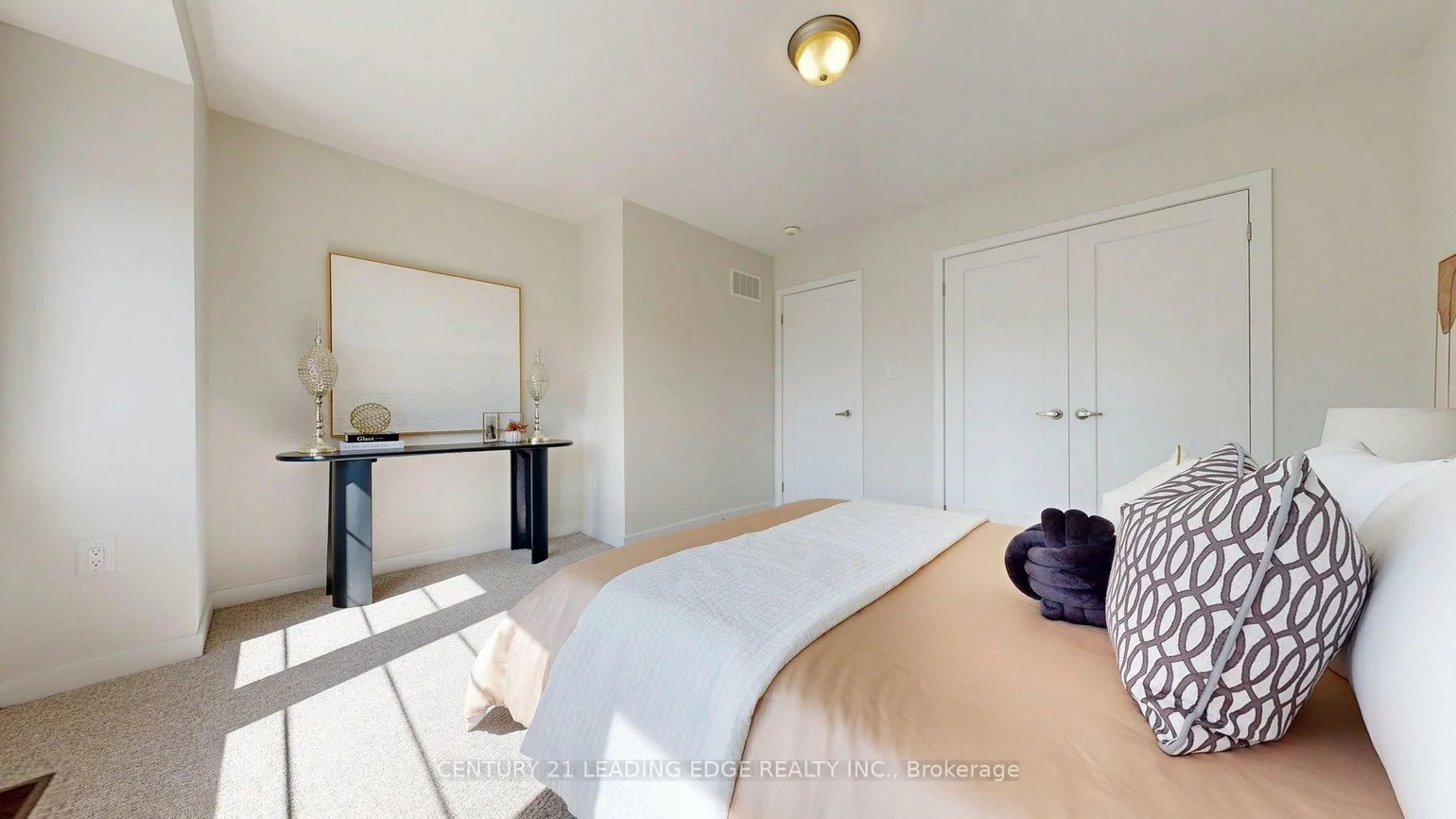 64, Mondial, Queensville, East Gwillimbury