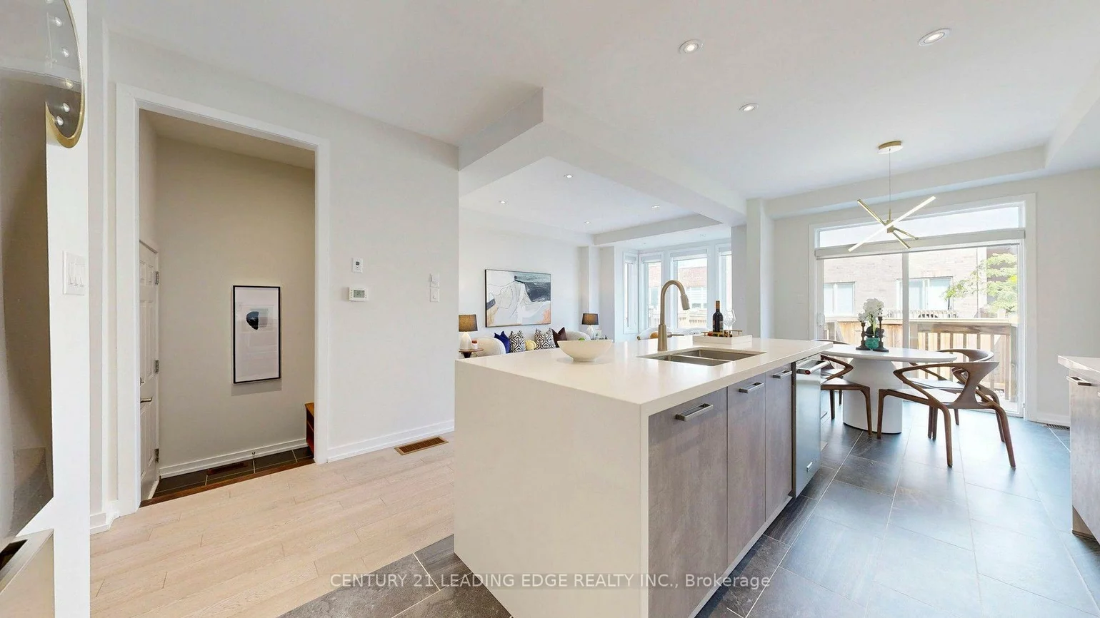 64, Mondial, Queensville, East Gwillimbury
