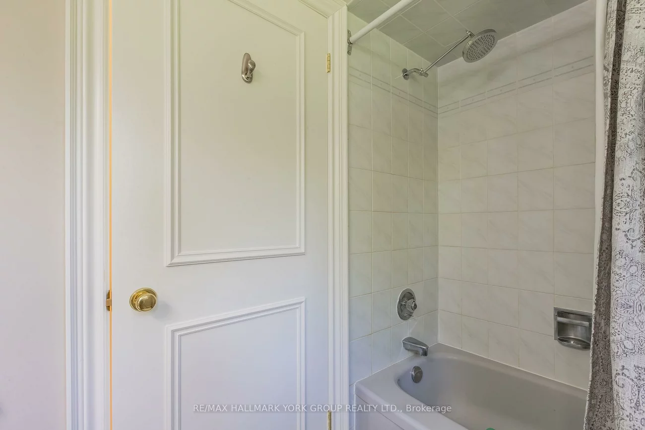 34, Amberglen, Holland Landing, East Gwillimbury