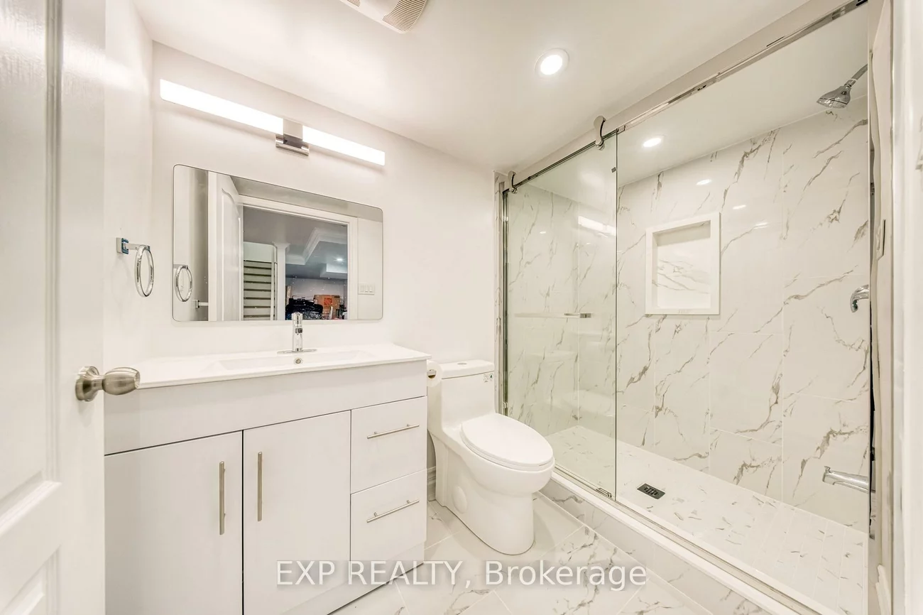8, Prosperity, Holland Landing, East Gwillimbury