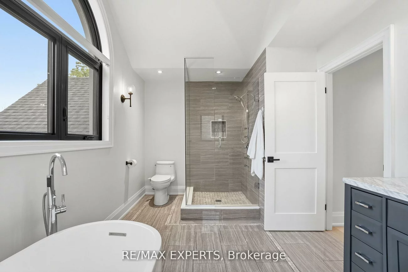 8, Brent, Holland Landing, East Gwillimbury