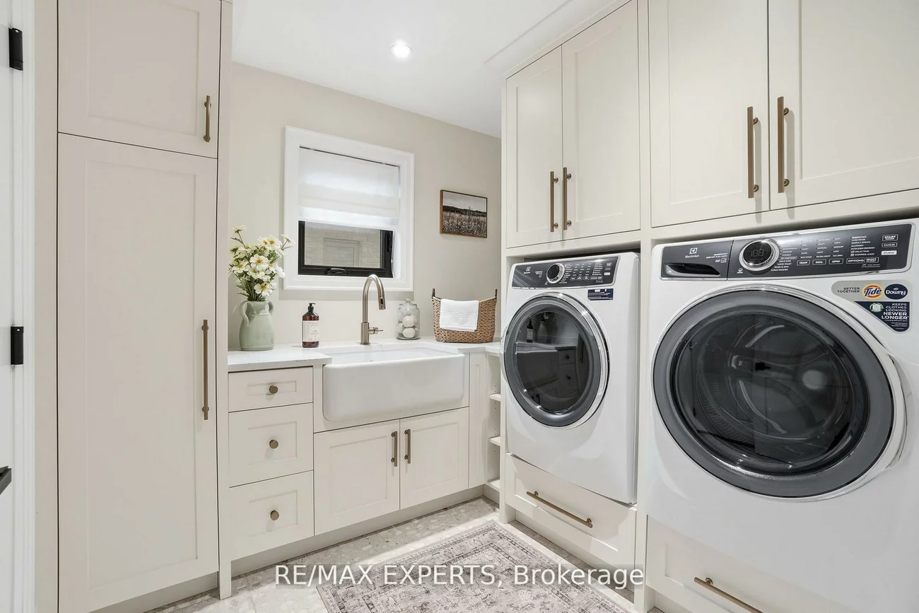 8, Brent, Holland Landing, East Gwillimbury
