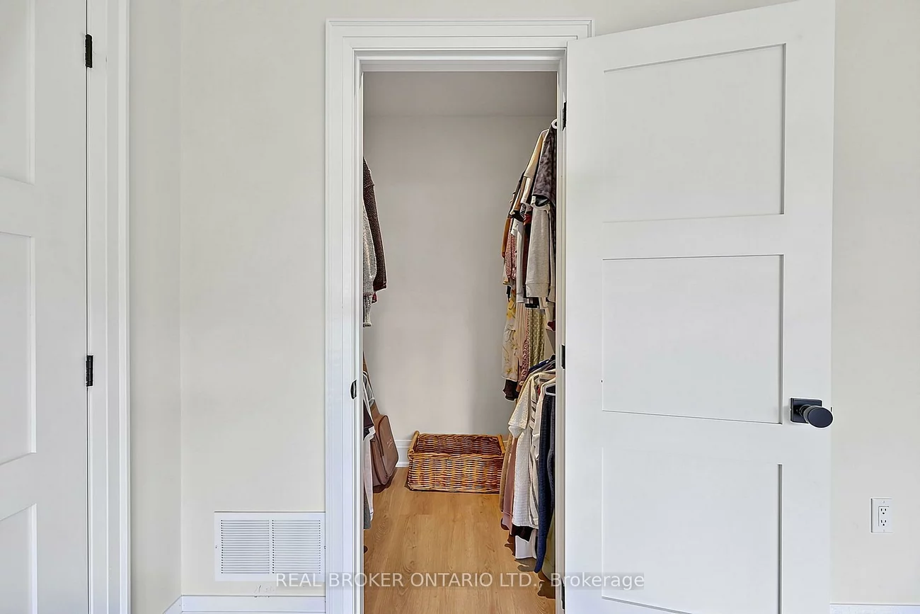 17, Mill, Mt Albert, East Gwillimbury