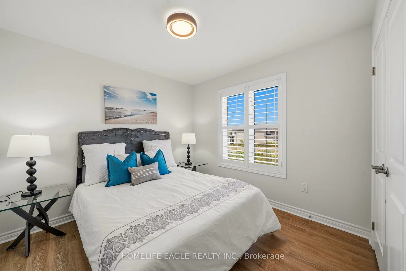 20, Viola, Sharon, East Gwillimbury