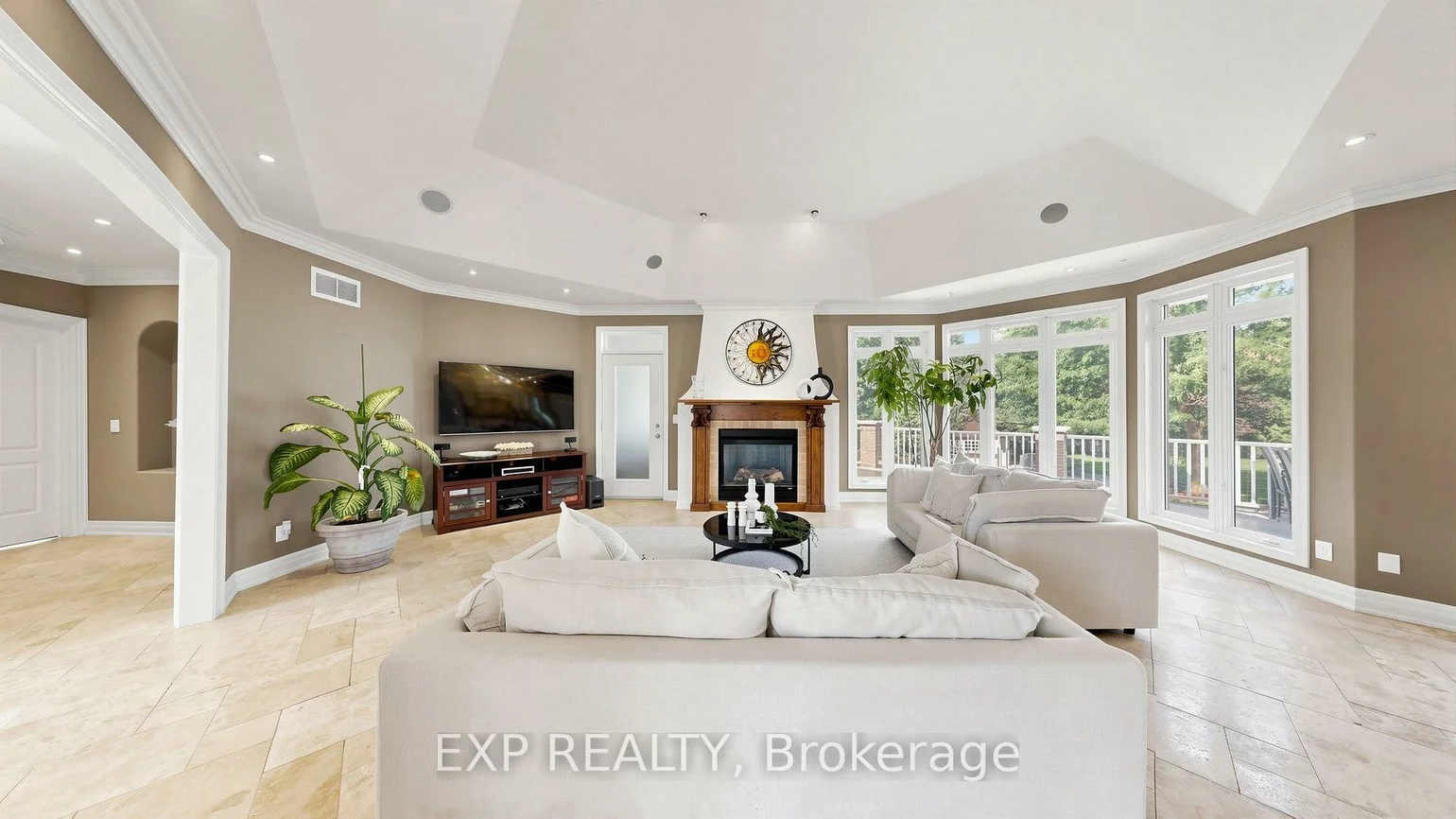 36, Maplehyrn, Sharon, East Gwillimbury