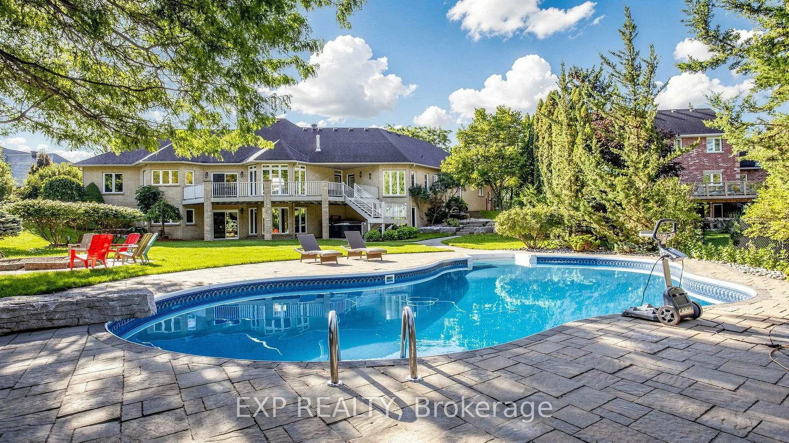 36, Maplehyrn, Sharon, East Gwillimbury