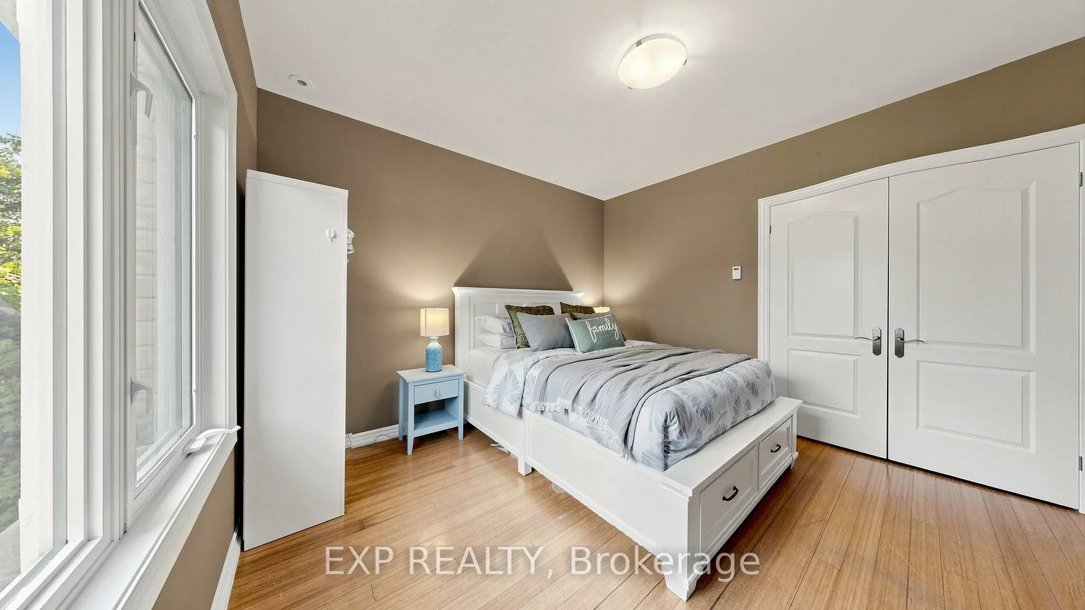 36, Maplehyrn, Sharon, East Gwillimbury