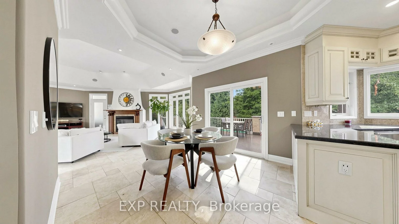 36, Maplehyrn, Sharon, East Gwillimbury