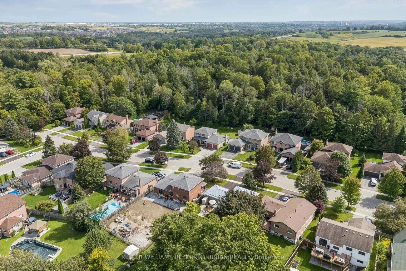 190, Hilltop, Holland Landing, East Gwillimbury