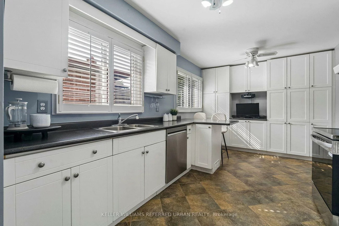 190, Hilltop, Holland Landing, East Gwillimbury