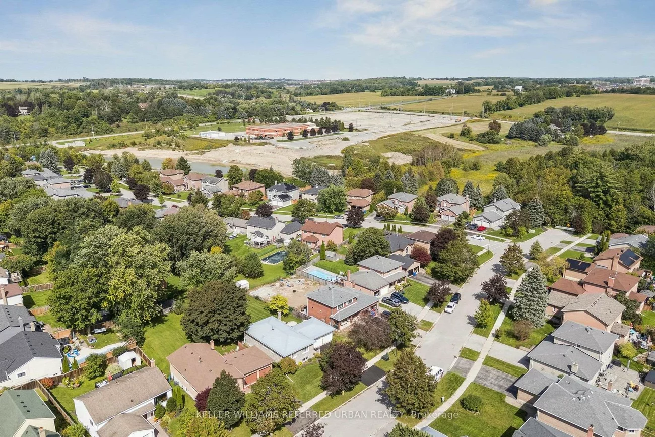 190, Hilltop, Holland Landing, East Gwillimbury