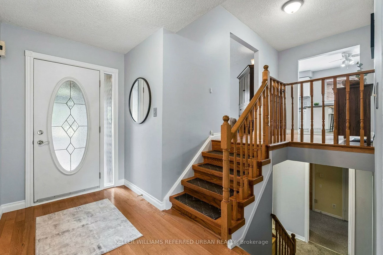 190, Hilltop, Holland Landing, East Gwillimbury