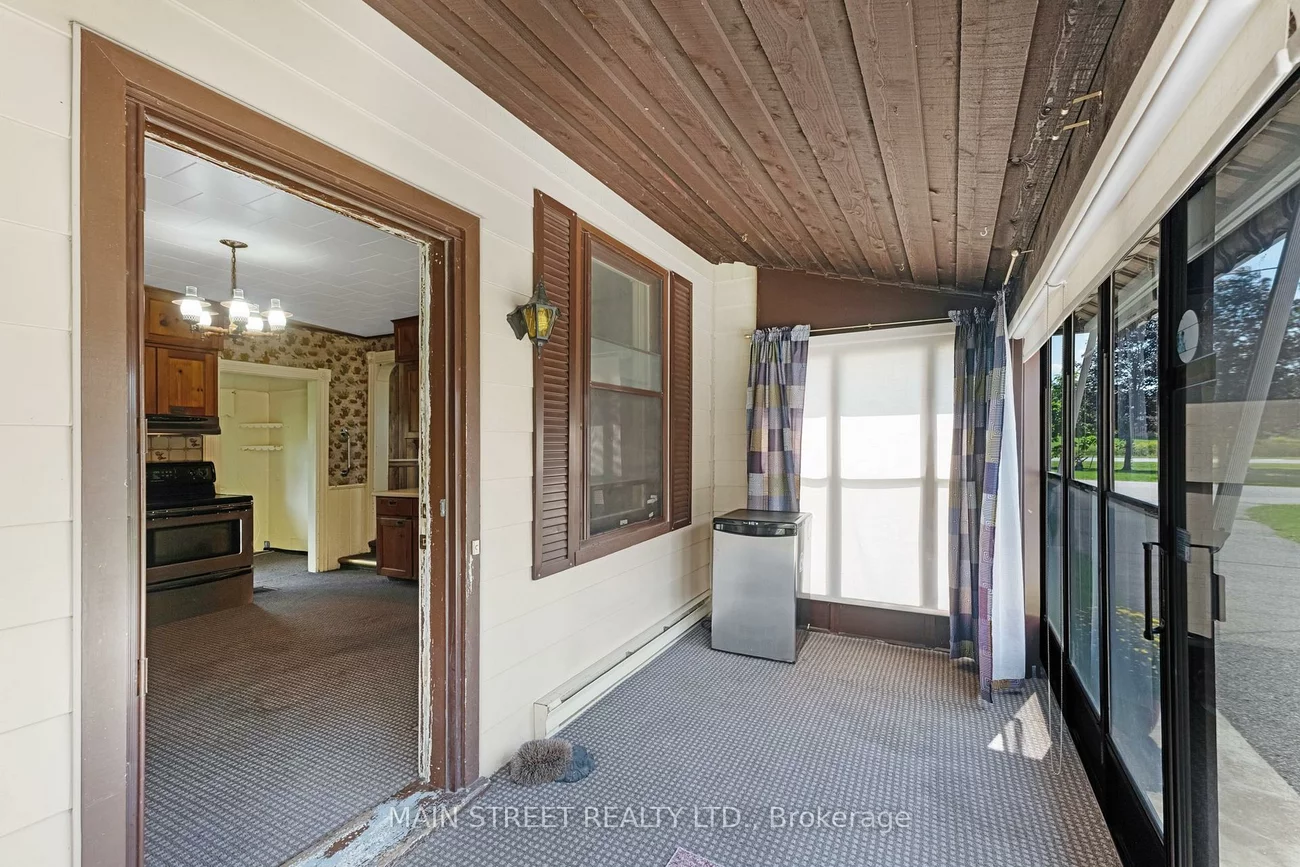 60, Albert, Mt Albert, East Gwillimbury