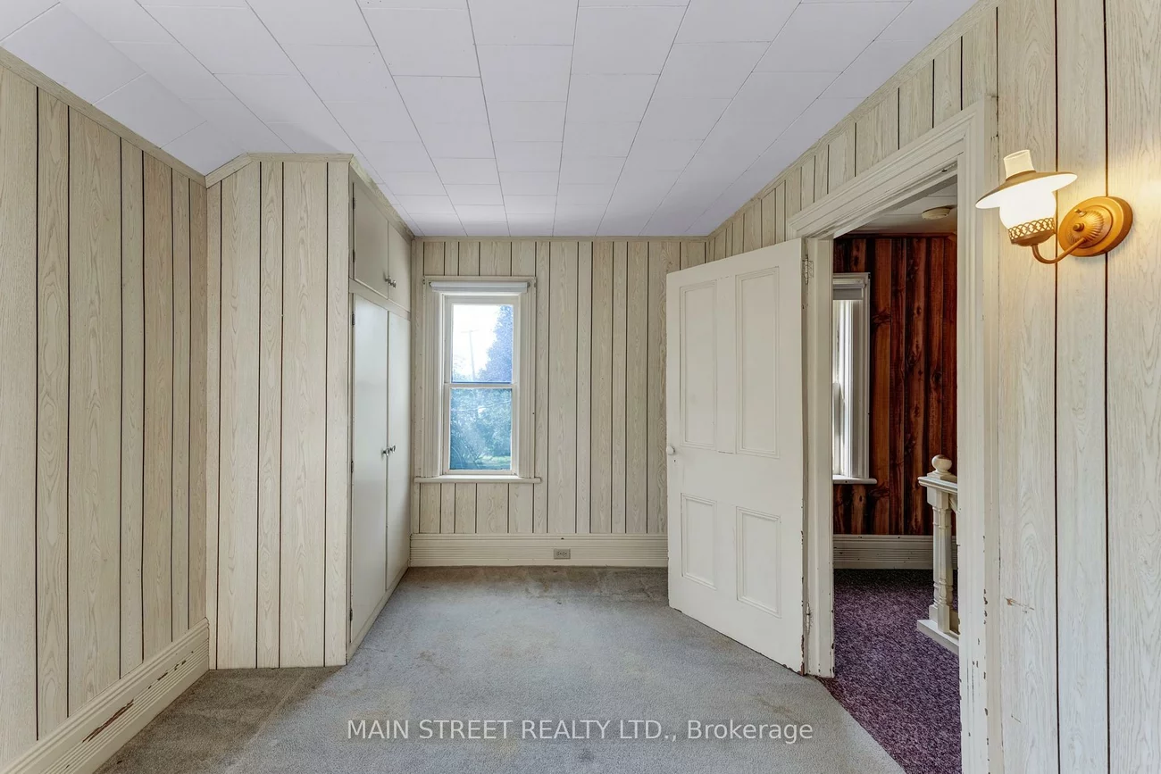 60, Albert, Mt Albert, East Gwillimbury