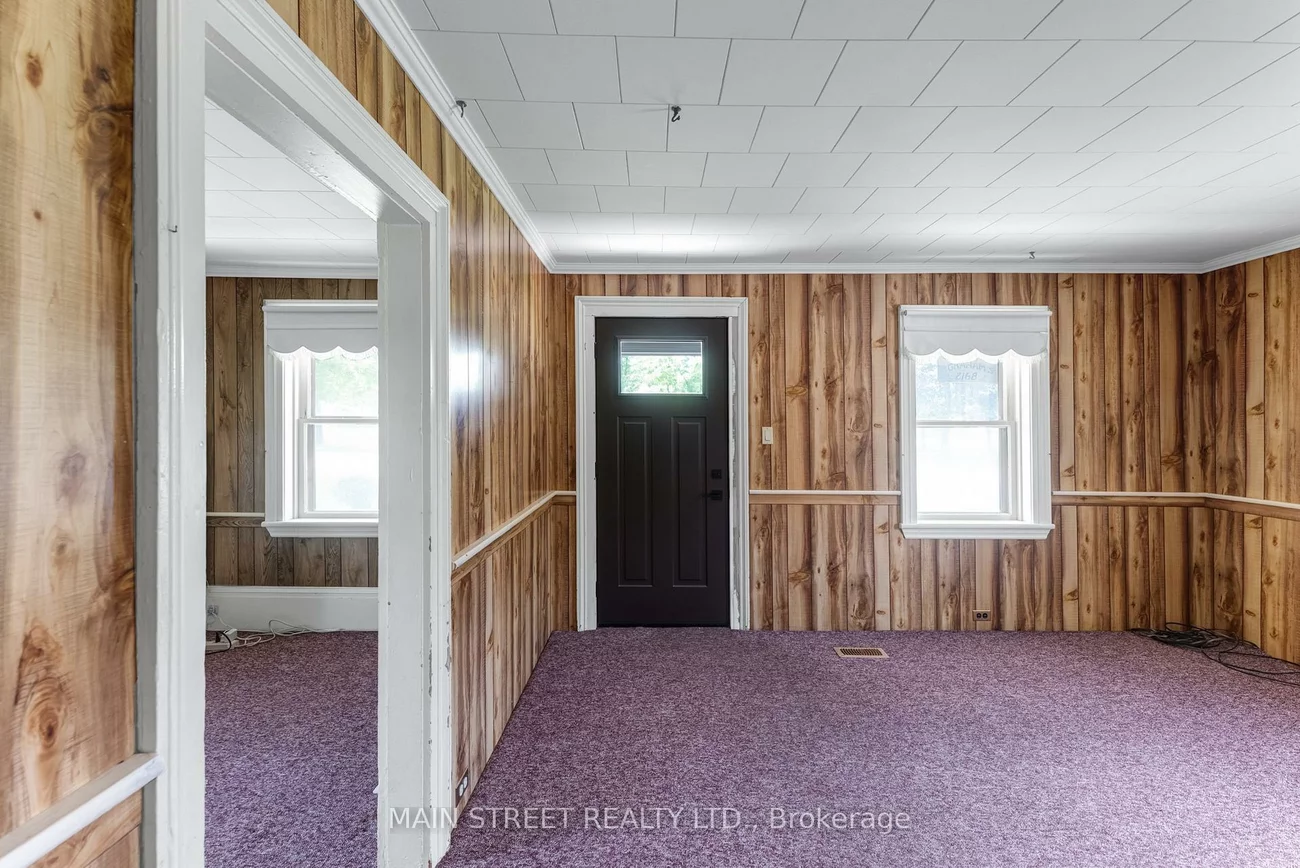 60, Albert, Mt Albert, East Gwillimbury