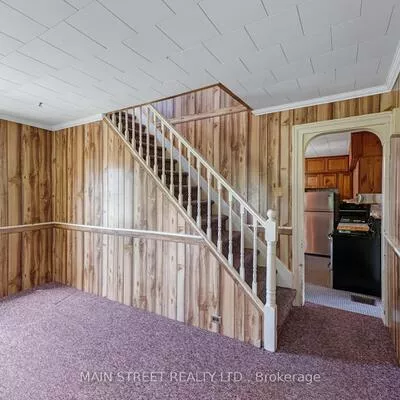 60, Albert, Mt Albert, East Gwillimbury