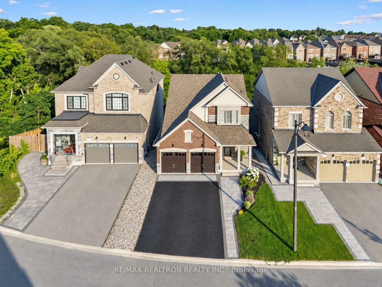 58, Sharonview, Sharon, East Gwillimbury
