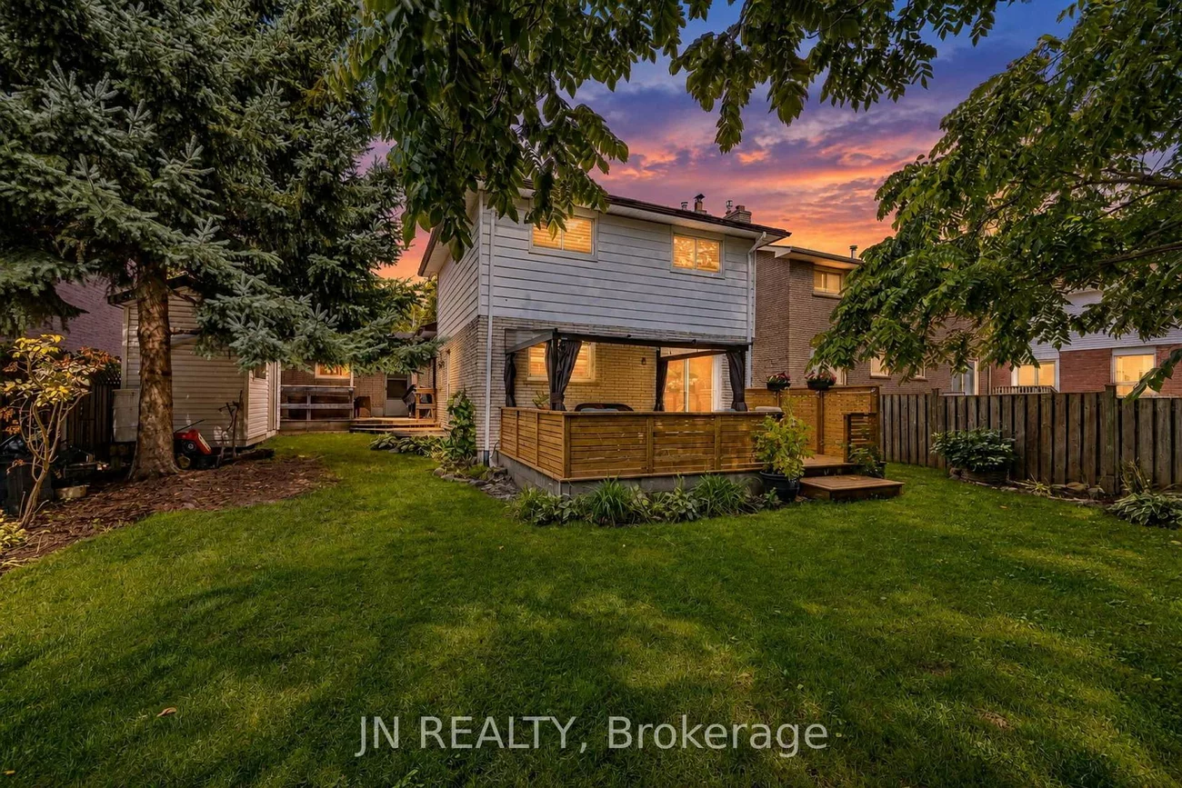 49, School, Holland Landing, East Gwillimbury