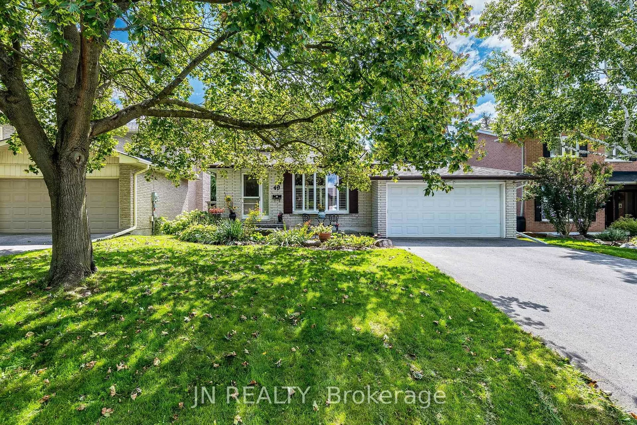 49, School, Holland Landing, East Gwillimbury