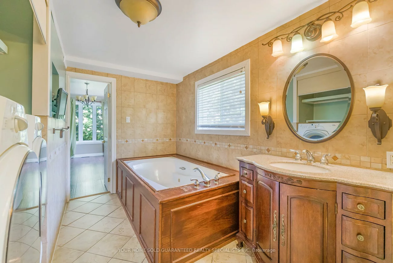 55, VALLEY MILLS, Mt Albert, East Gwillimbury
