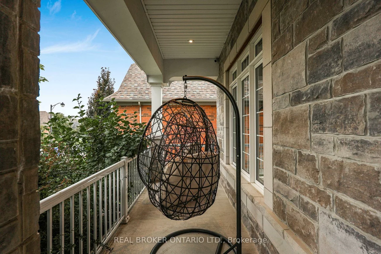 64, Manor Glen, Mt Albert, East Gwillimbury