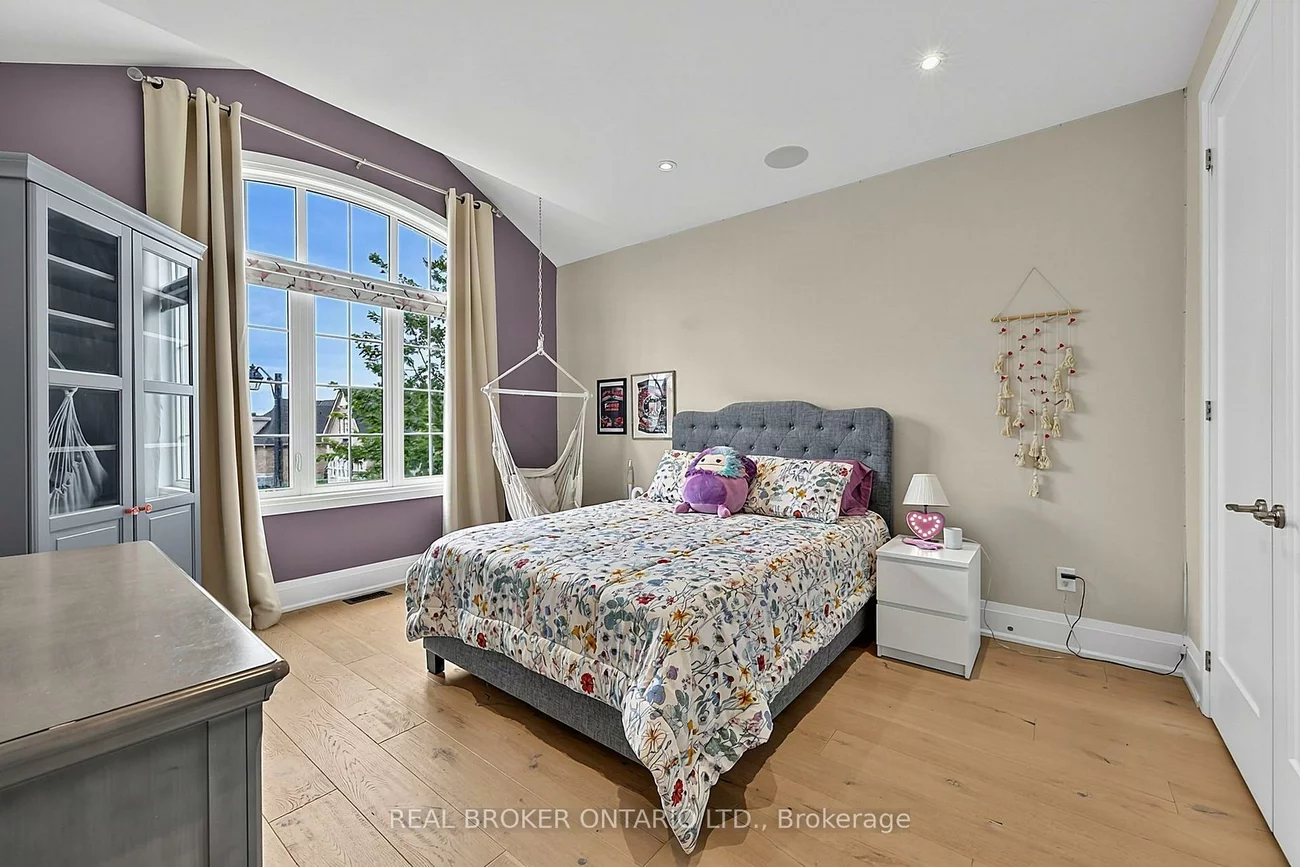 64, Manor Glen, Mt Albert, East Gwillimbury