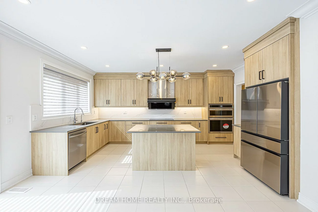 16, Fair Winds, Holland Landing, East Gwillimbury