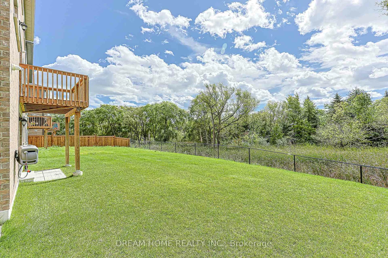 16, Fair Winds, Holland Landing, East Gwillimbury