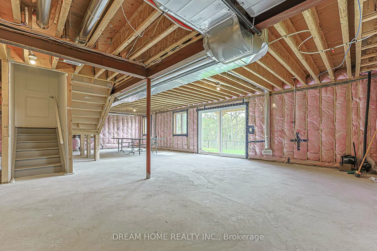 16, Fair Winds, Holland Landing, East Gwillimbury