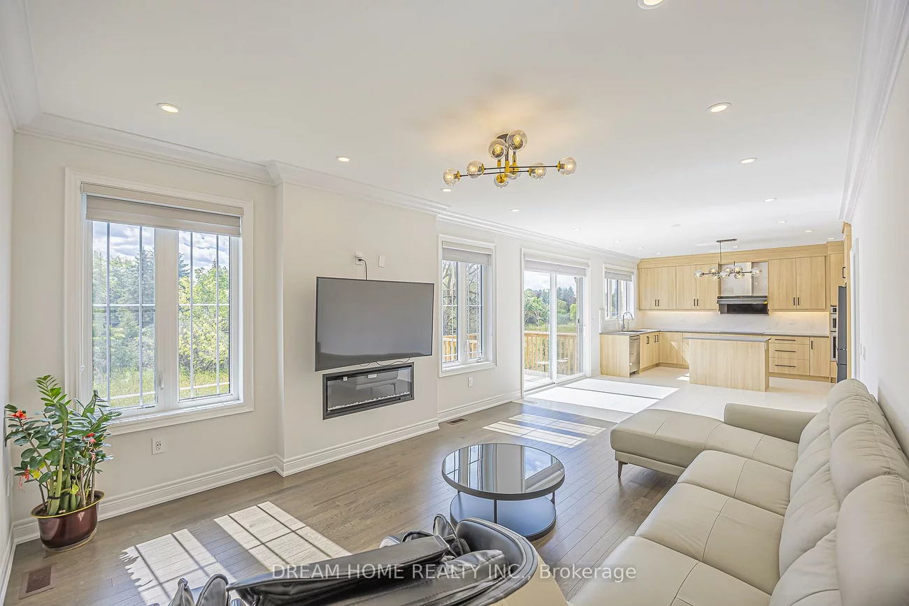 16, Fair Winds, Holland Landing, East Gwillimbury