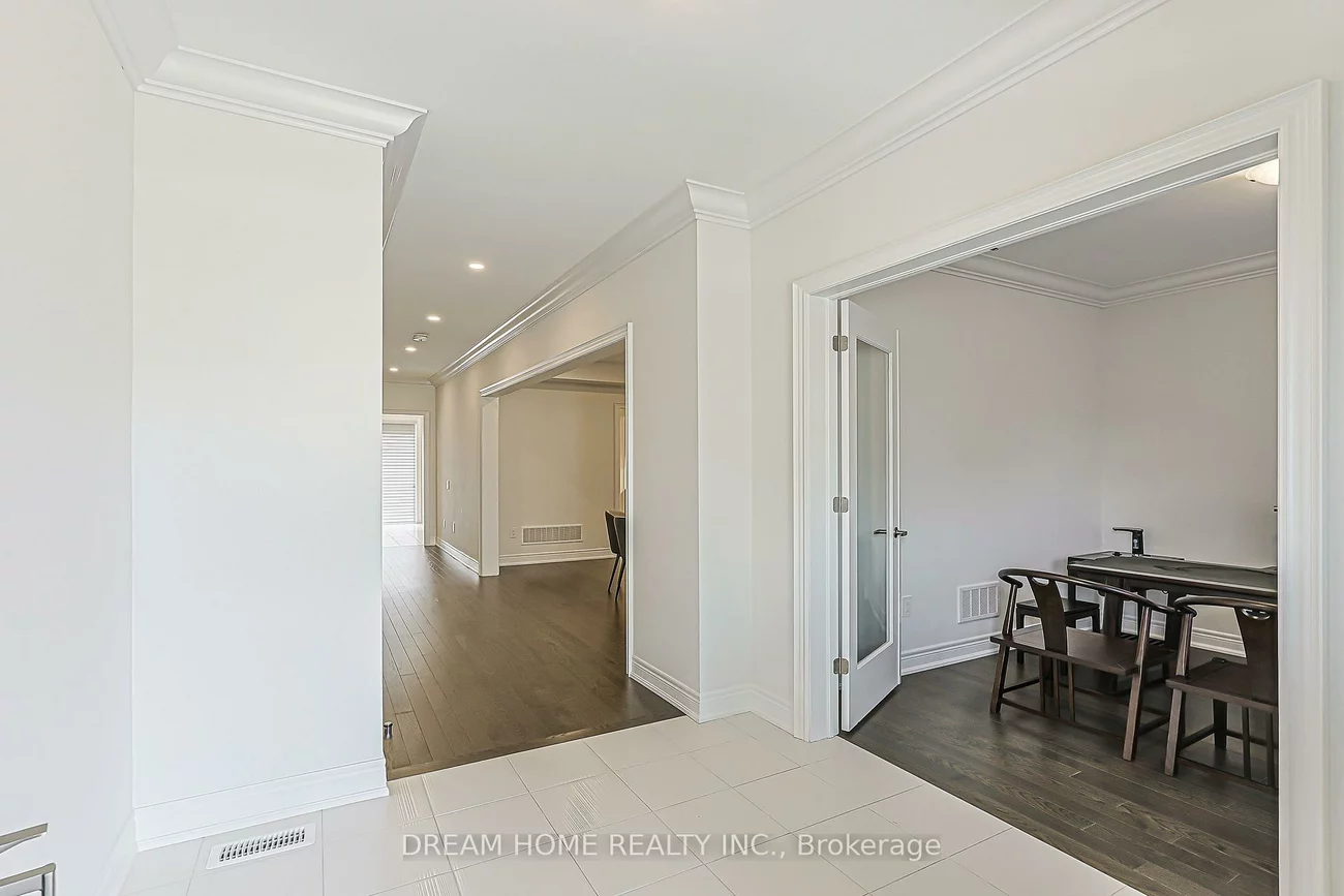 16, Fair Winds, Holland Landing, East Gwillimbury