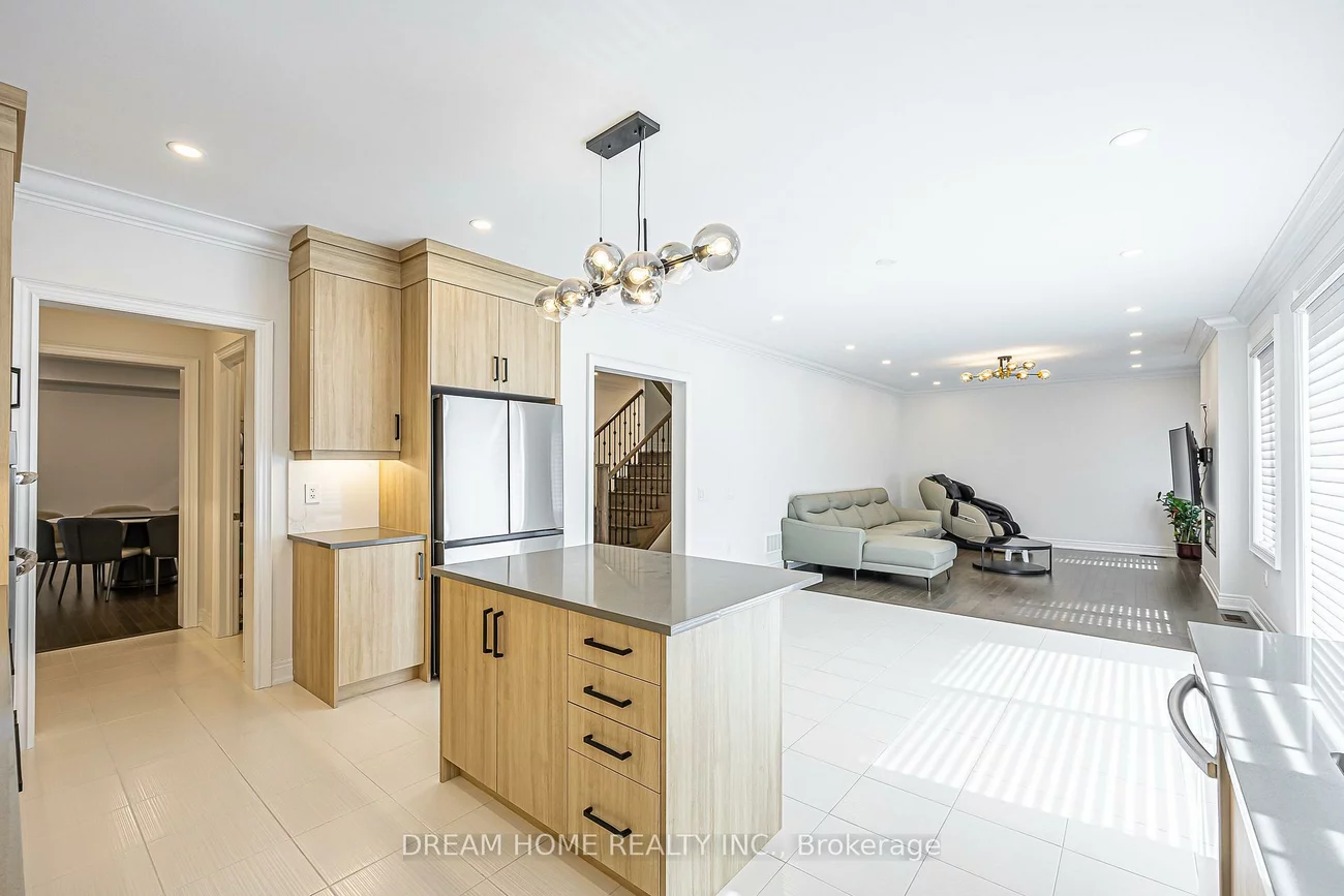 16, Fair Winds, Holland Landing, East Gwillimbury