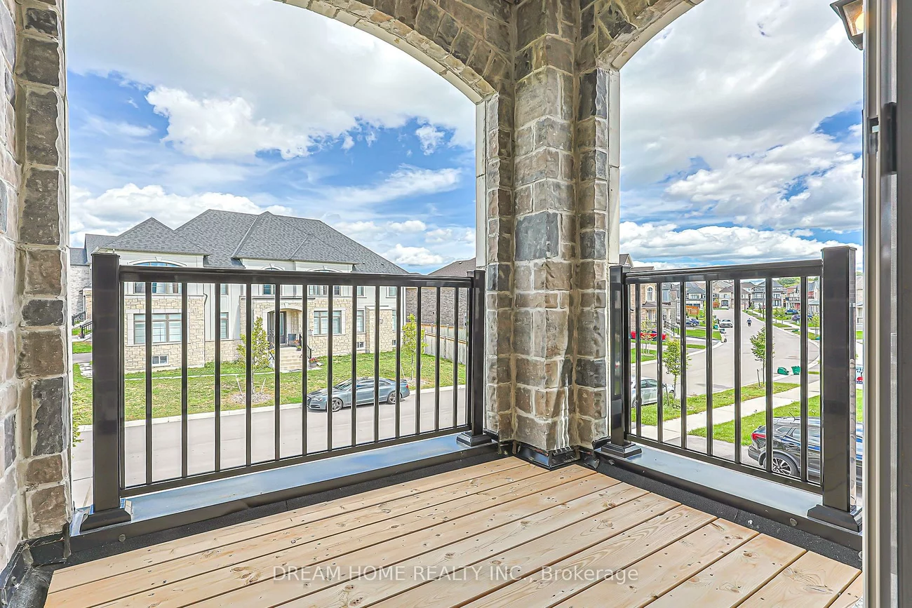 16, Fair Winds, Holland Landing, East Gwillimbury