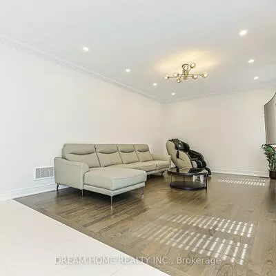 16, Fair Winds, Holland Landing, East Gwillimbury