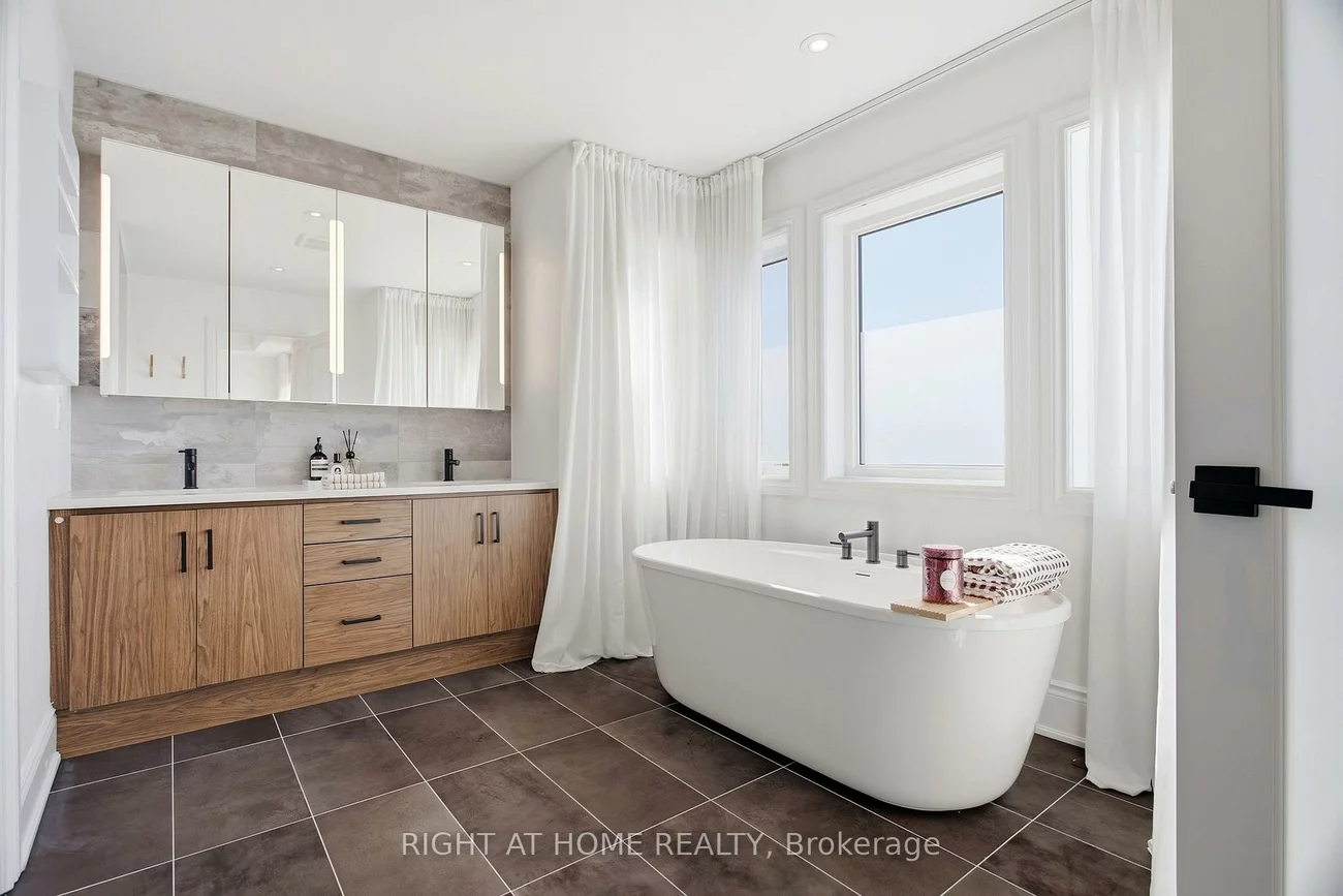70, Balsdon, Queensville, East Gwillimbury